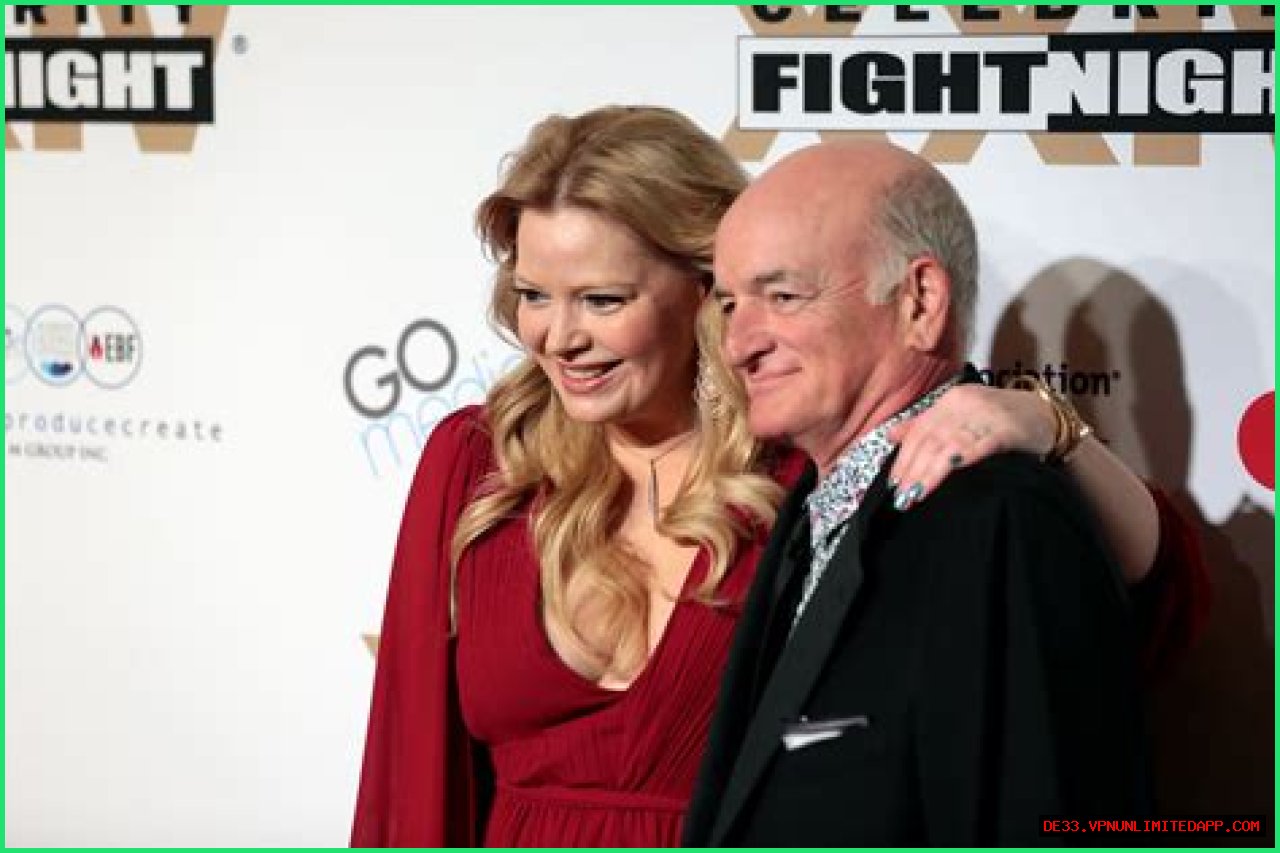 Understanding The Age Difference Between John Brady And Melissa Peterman